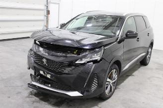 skadebil auto Peugeot 5008  2023/8