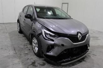 Renault Captur  picture 2