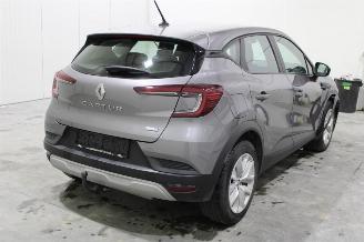 Renault Captur  picture 3