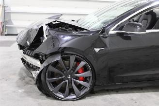 Tesla Model 3  picture 5