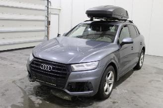 skadebil auto Audi Q5  2020/8
