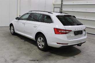 Skoda Superb  picture 4