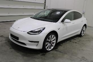 krockskadad bil auto Tesla Model 3  2019/10
