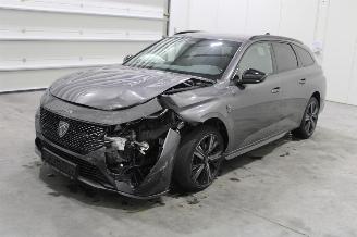 krockskadad bil auto Peugeot 308  2023/8