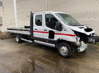 Ford Transit Transit Ch.Cab/Pick-up 2.2 TDCi 16V Euro 6 RWD CHP  Diesel 2.198cc 114kW (155pk) RWD picture 1