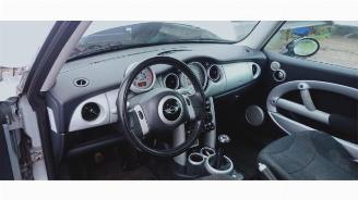 Mini Mini Mini (R50/53), Hatchback, 2001 / 2007 1.6 16V Cooper picture 9