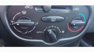 Peugeot 206 206 CC (2D), Cabrio, 2000 / 2007 1.6 16V picture 2