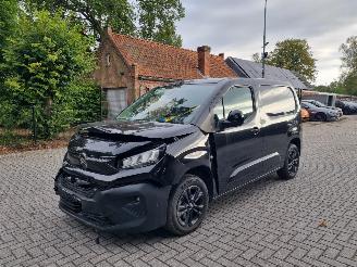 skadebil bedrijf Citroën Berlingo BlueHDI 130 Aut. 2024/6