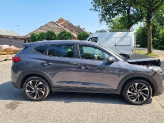 Hyundai Tucson 1.6 T-GDI Aut. 130KW Navi Stoelverw Led picture 6