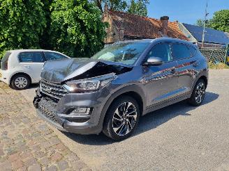 Unfallwagen Hyundai Tucson 1.6 T-GDI Aut. 130KW Navi Stoelverw Led 2018/6