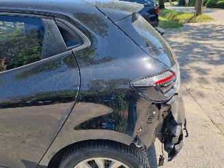 Renault Clio 1.0 TCE 90 Navi Led picture 6