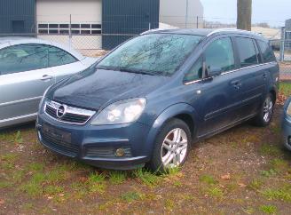 Dezmembrări autoturisme Opel Zafira  2006/1