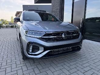 Volkswagen T-Roc 1.5 TSI 150PK DSG7 R-Line Black Edition PANO VOL! picture 4