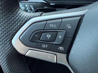 Volkswagen T-Roc 1.5 TSI 150PK DSG7 R-Line Black Edition PANO VOL! picture 32