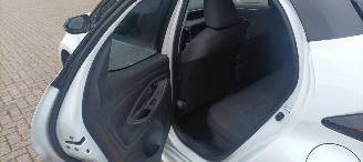 Toyota Yaris Bj:11-2024 Facelift hybrid picture 16