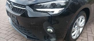 Opel Corsa 1.2 Elegance Full-Led Digitale cockpit Climatecontrol CruiseControl Stoelverwarming stuurwiel met verwarming Achteruitrijcamera parkeersensoren Blindspot Privacyglas Led Mistlampen 16-inch Opel velgen Apple CarPlay Android regensensor Dimmende binnenspieg picture 14