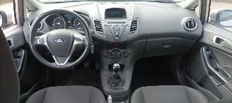 Ford Fiesta 1.5-Diesel 75pk Airco Stoelverwarming leren stuurwiel Led koplampen Pdc Control picture 17