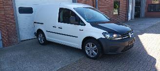 Volkswagen Caddy 2.0-TDI Euro6 75pk Airco Start stop systeem Elektrische ramen Elektrische-spiegels met verwarming Centrale vergrendeling met afstandsbediening Stoffen bekleding Tussenwand met glas Achteruitrijspiegel Laadvloer orgineel vw hout Antislip rubberen mat in  l picture 7