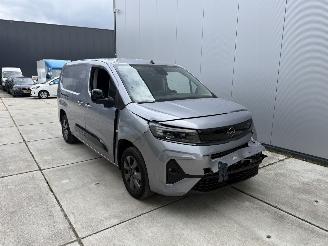 Vrakbiler auto Opel Combo 1.5 BlueHDi 130 S&S L2 AUTOMAAT - CAMERA - 131PK - LED 2024/12