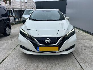 Nissan Leaf CONNECTA 40 kWh-CAMERA-PDC-NAVI-STOELVERWARMING picture 2