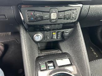Nissan Leaf CONNECTA 40 kWh-CAMERA-PDC-NAVI-STOELVERWARMING picture 8