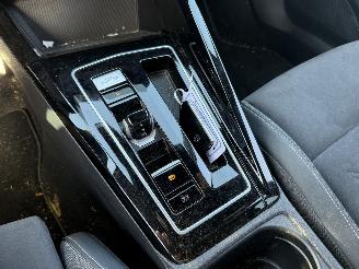 Volkswagen Golf 1.5 eHYBRID 50 EDITION -HUD-CAMERA-NAVI picture 26