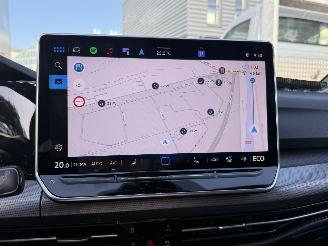 Volkswagen Golf 1.5 eHYBRID 50 EDITION -HUD-CAMERA-NAVI picture 25