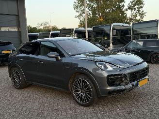 Porsche Cayenne 3.0 E-Hybrid NAP Nederlandse Auto Glasdak Bose 360Camera picture 7
