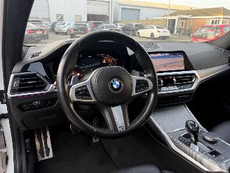 BMW 3-serie 320D M-Pakket 360Camera Head-Up Schuifdak LaserLights picture 8