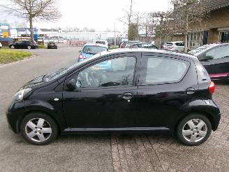 Toyota Aygo 1.0-12V  SPORT AIRCO picture 2