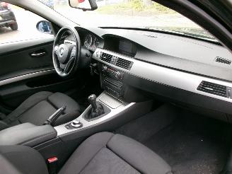BMW 3-serie 318 I BUSINESS LINE CLIMA NAVI SEDAN picture 11