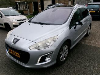 Damaged car Peugeot 308 1.6 I ACTIVE CLIMA PANO LPG ONDERBOUW 2012/5