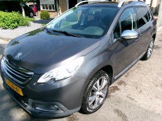 Avarii autoturisme Peugeot 2008 1.6 VTI ALLURE CLIMA NAVI PANO 2014/2