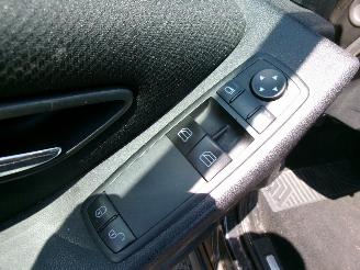 Mercedes A-klasse 150 BENZINE picture 11