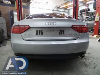 Vrakbiler auto Audi A5 A5 (8T3), Coupe, 2007 / 2017 2.7 TDI V6 24V 2009/1