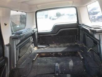 Landrover Discovery 2.7 TDV6 picture 20