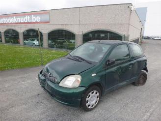 Toyota Yaris 1.0 VVTI picture 1