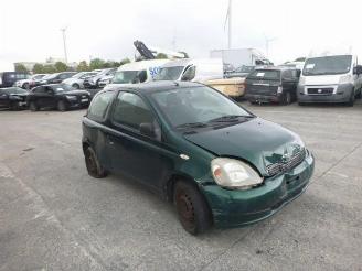 Toyota Yaris 1.0 VVTI picture 2