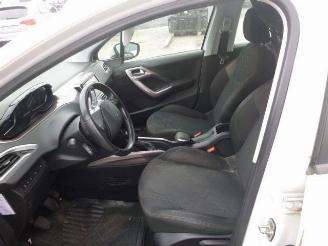 Peugeot 2008 1.6 HDI  9HP picture 6