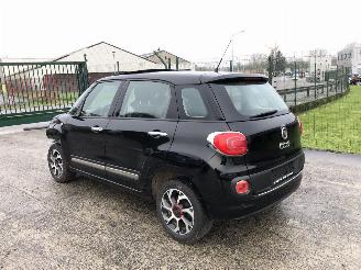 krockskadad bil auto Fiat 500L 1.4 I   843A1000 2016/12