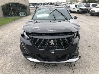 Peugeot 2008 1.2 AUTOMATIQUE picture 16