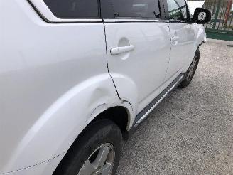 Mitsubishi Outlander 2.0 DID  4X4 picture 17