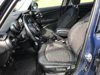 Mini Mini COOPER 1.5 D picture 12