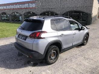 Coche siniestrado Peugeot 2008 1.5 hdi  GT LINE 2018/10