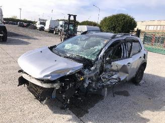 Peugeot 2008 1.5 hdi  GT LINE picture 4