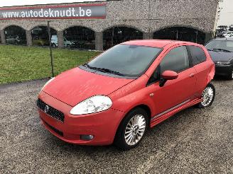 skadebil auto Fiat Punto 1.3 MULTIJET 2008/6