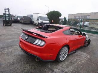 krockskadad bil auto Ford Mustang  2020/11