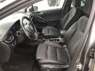 Opel Astra break 1.2 elegance picture 6