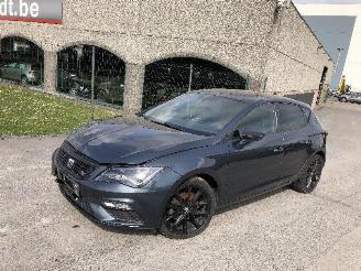 krockskadad bil motor Seat Leon 2.0 TDI   DFFA 2020/5