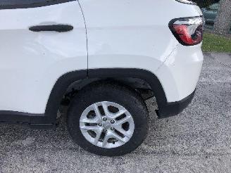 Jeep Compass 2.4   MULTI AIR picture 13